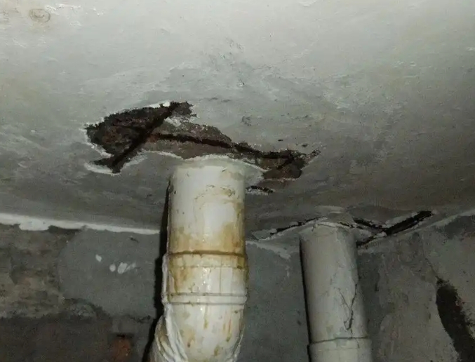 荣昌卫生间漏水维修公司浅析荣昌卫生间渗水维修的方法
